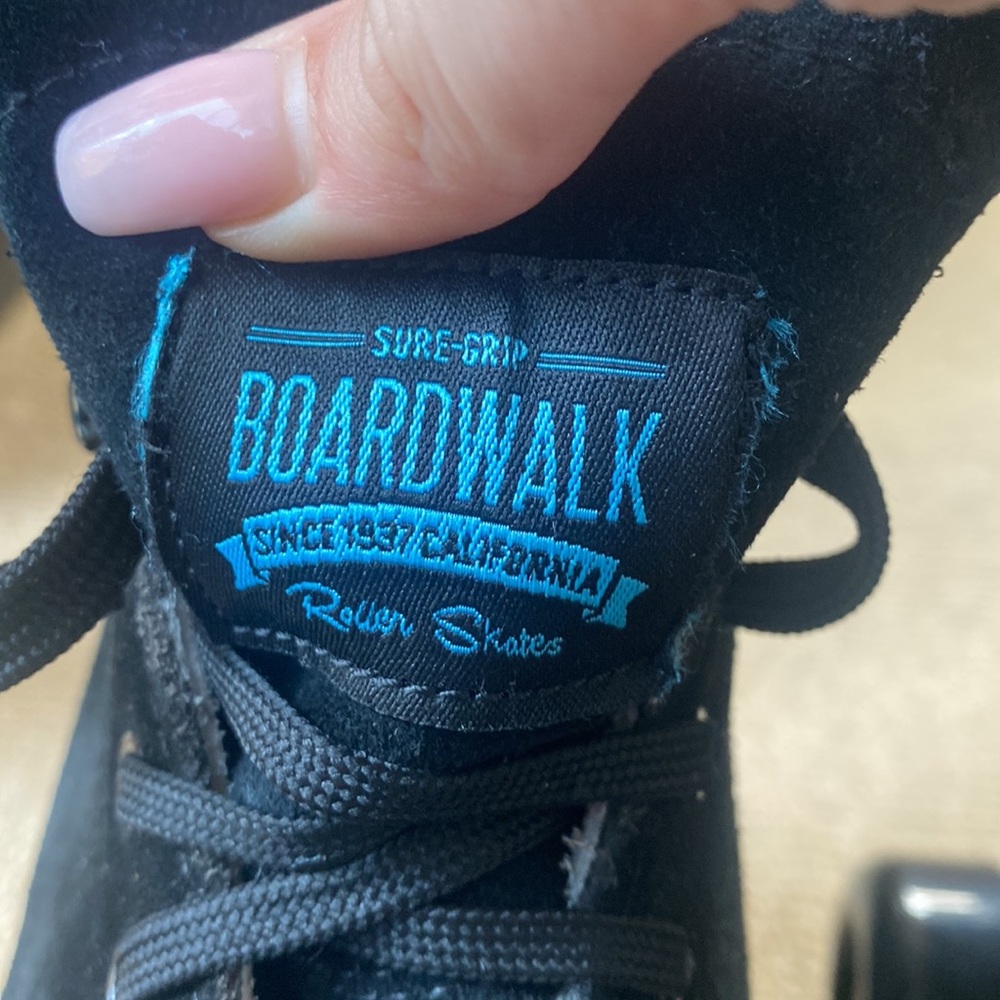 Suregrip BLACK Boardwalk Rollerskates 🛼💨🖤 - Picture 2 of 8